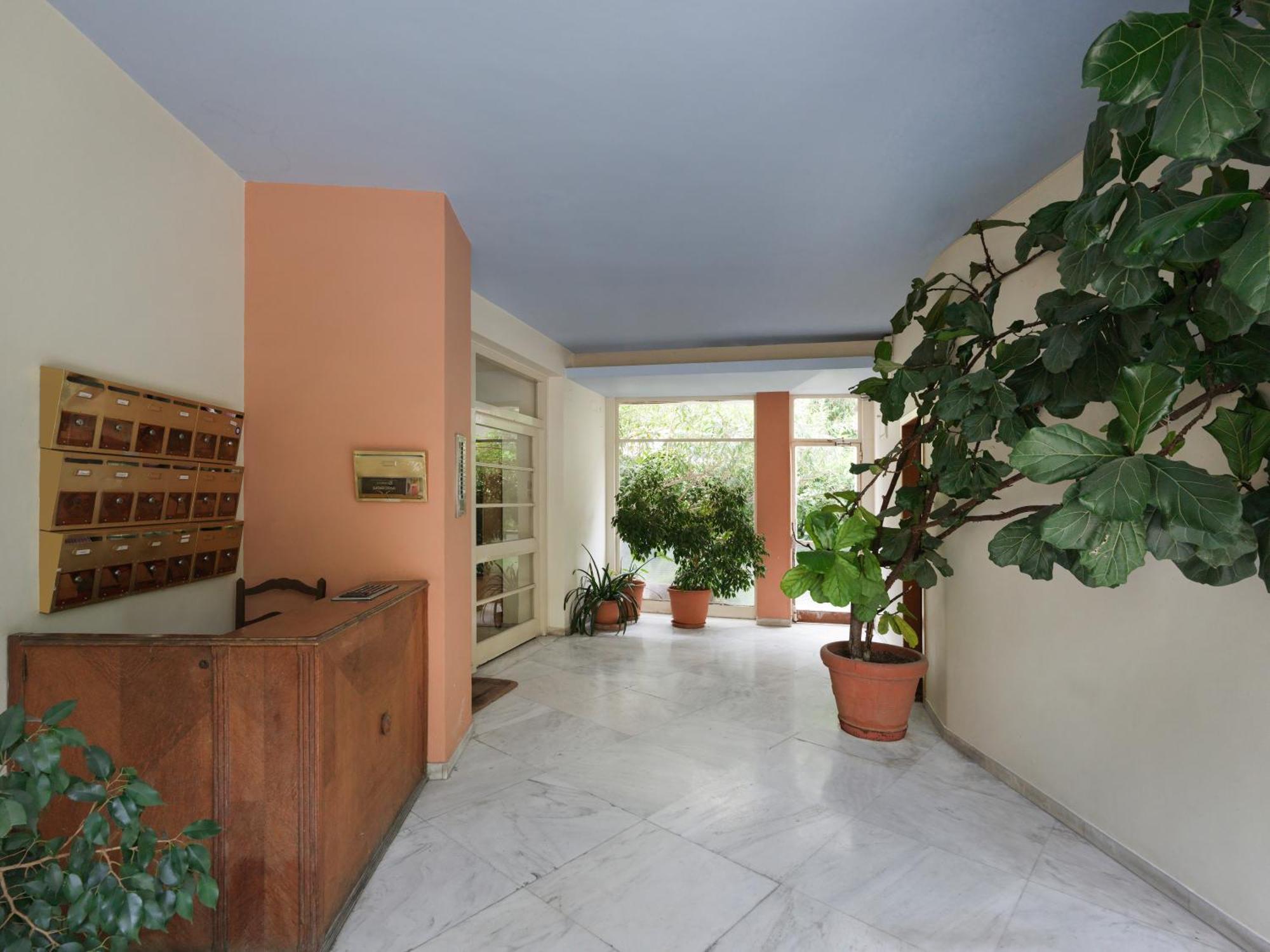Beautiful Apartment In Kolonaki Атина Екстериор снимка